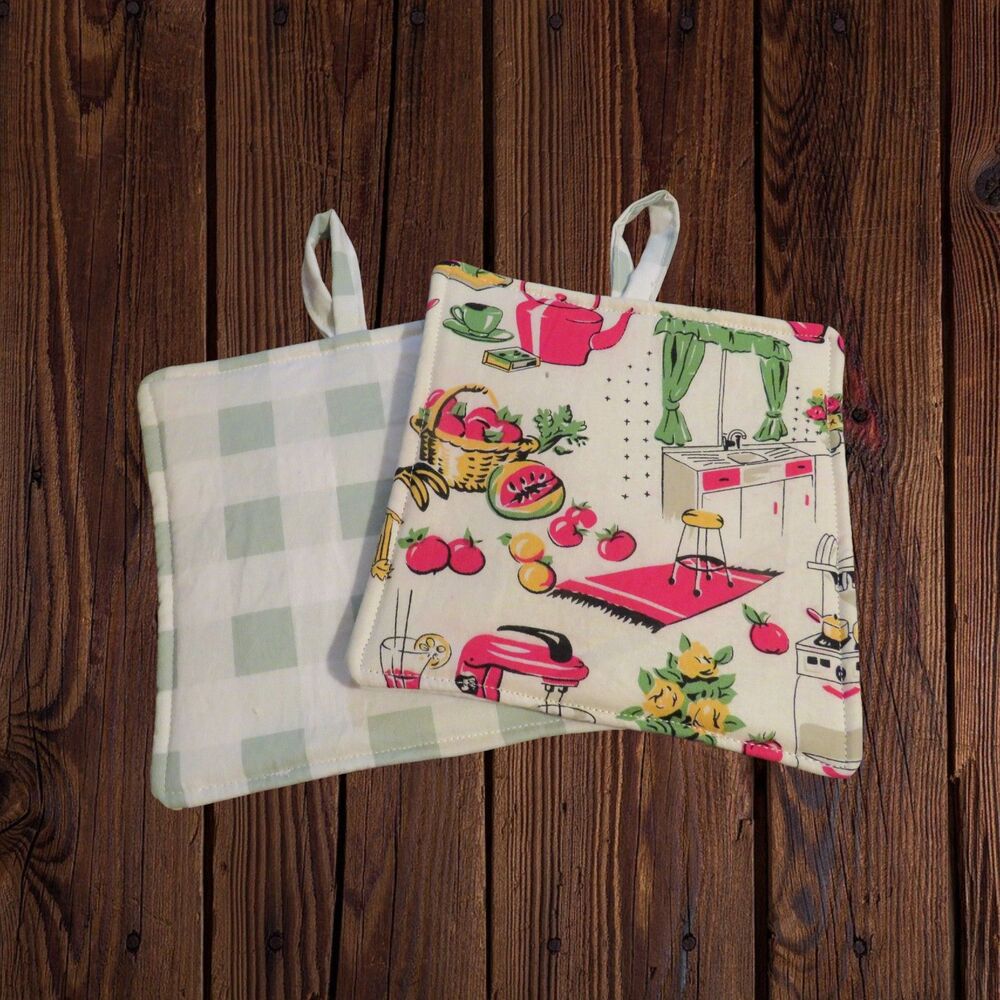 Handmade Potholder, Set of 2, Reversible Retro Kitchen and Sage Check Hot Pads